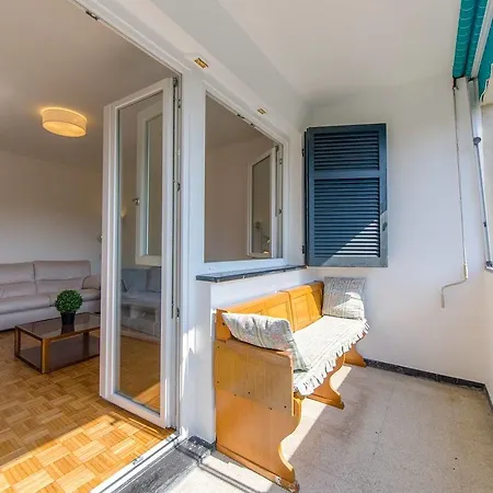 Apartment Altido Apt Suitable For Families Up To 8, With Parking Sestri Levante