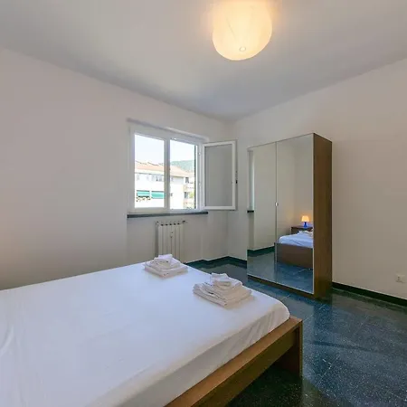 Apartment Altido Apt Suitable For Families Up To 8, With Parking